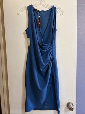 Draped IHot V-Neck Midi Dress in Blue